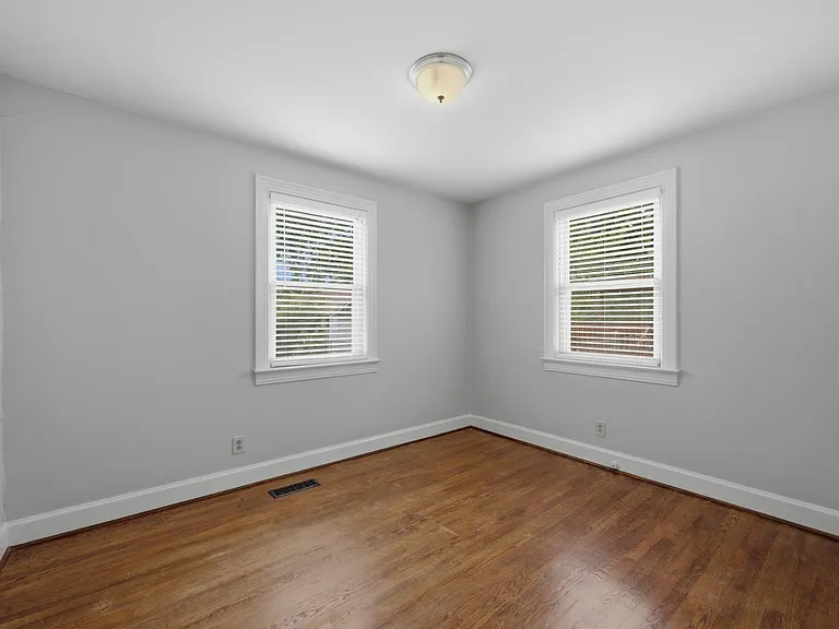 245 Thuss Ave — Photo 15