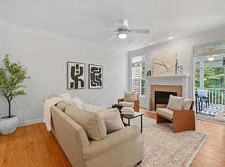 222 Towne Ridge Ln, Chapel Hill, NC 27516