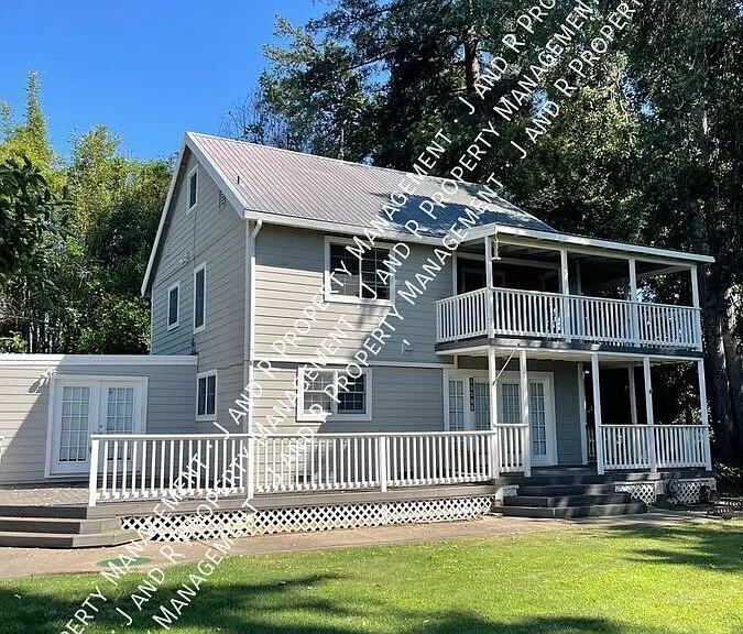 13589 River Rd — Photo 1