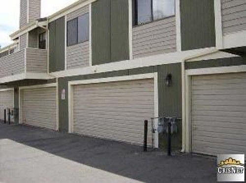 3rd image of 27066 Crossglade Ave Unit 6