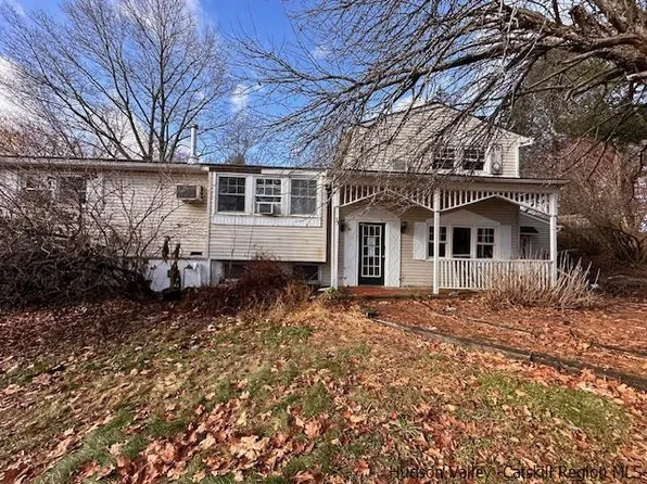 33 Thompson Lane, Stanfordville, NY 12581