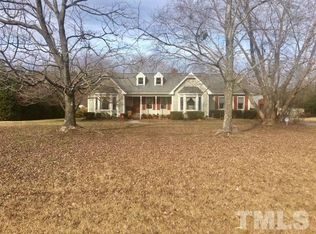 105 Hunters Ln, Youngsville, NC 27596