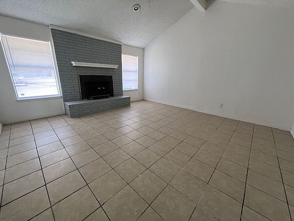 5th image of 4826 Stonecrest Ct