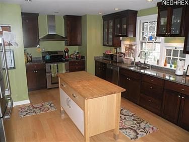 4th image of 20780 Morewood Pkwy