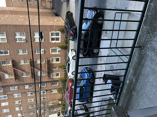 Rented by 18 REALTY | media 14