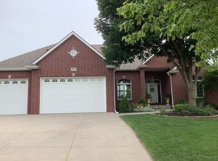 2151 Wilderness Ridge Dr, Lincoln, NE 68512