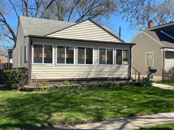 33958 Harroun St, Wayne, MI 48184