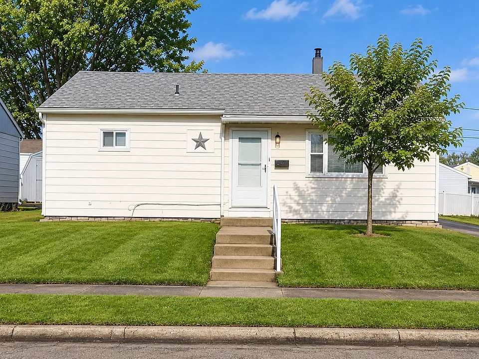 908 Barker Dr