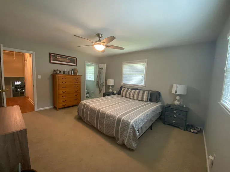 1830 Queens Way — Photo 12