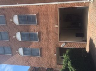 6932 Little Falls Rd #6932, Arlington, VA 22213