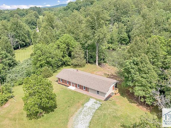 2nd image of 4408 Fairystone Park Hwy