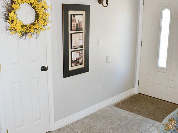 Entry way