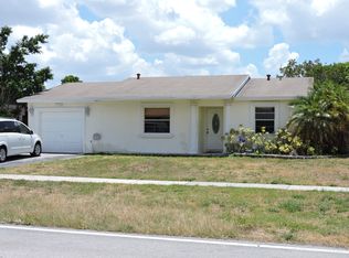 7702 SW 5th St, North Lauderdale, FL 33068