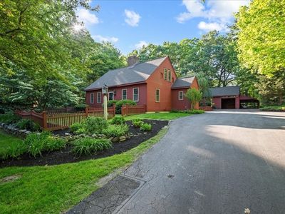 225 E Temple St, Boylston, MA, 01505