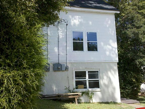 313 S. Lewis St. Apts. Apt C