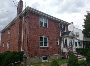 545 Weld St, West Roxbury, MA 02132