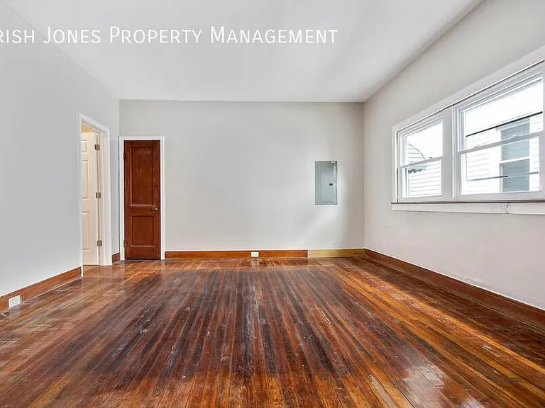 56 Fredro St #2 — Photo 4