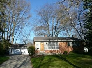 3213 Lancaster St, Midland, MI 48642
