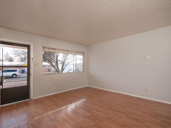 4th image of 2701 Dallas St NE #C