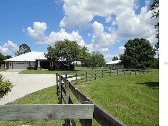 2nd image of 7717 Saddle Creek Trl