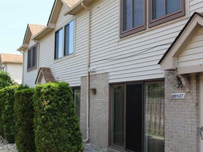 38587 Wellington Dr, Clinton Township, MI, 48036