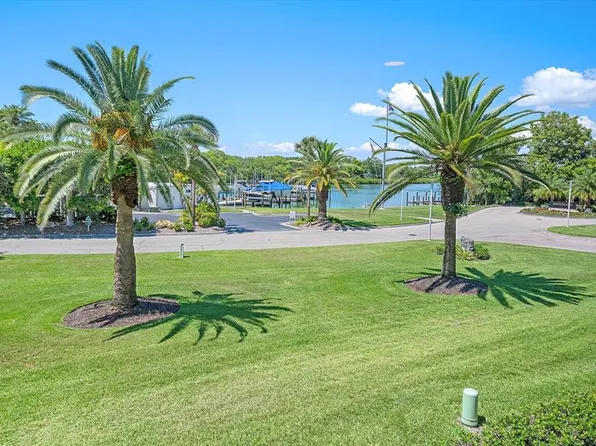 100 Sands Point Rd Unit 225, Longboat Key, FL 34228