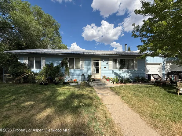 915 Washington St, Craig, CO 81625