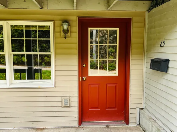 65 Seth Sq, Plattsburgh, NY 12901