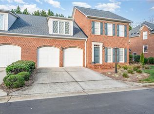 5407 Ridingate Ct, Greensboro, NC 27455