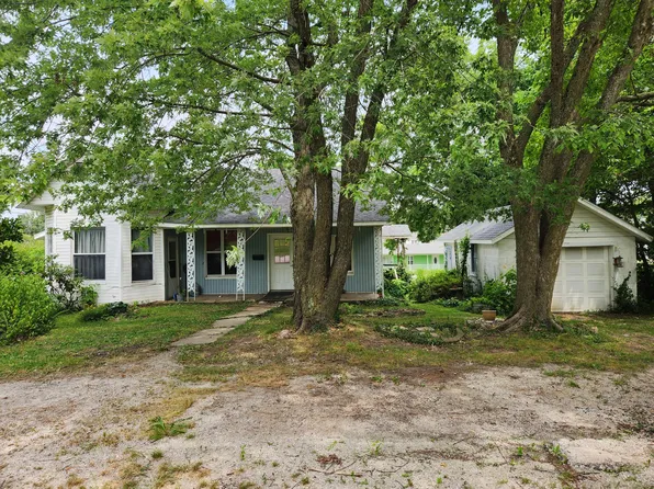 312 N Clay Street, Marshfield, MO 65706
