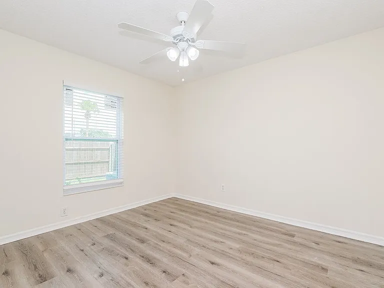 10147 Cedar Dune Dr — Photo 13