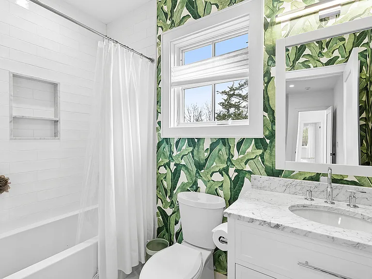 8 Sweetgrass Rd — Photo 14