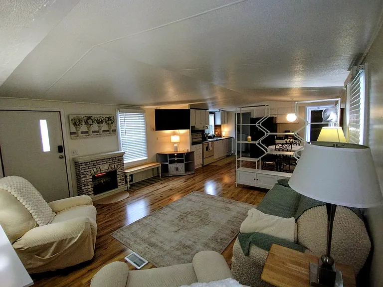 1060B Hick Hardy Rd #2 — Photo 1