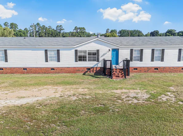 303 Janice Drive, Dudley, NC 28333