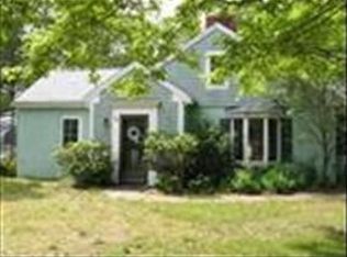 75 Old Phinneys Ln, Barnstable, MA 02630