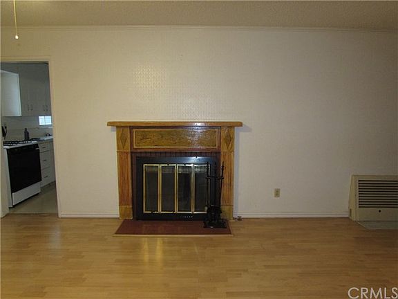3rd image of 3062 Herrington Ave
