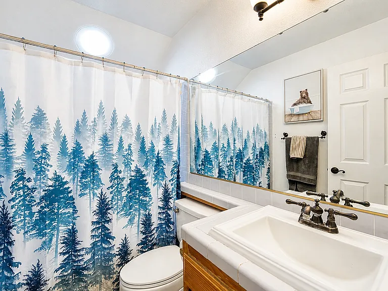 2116 Bernina Dr — Photo 20