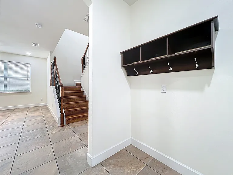 11834 Aurelio Ln — Photo 15