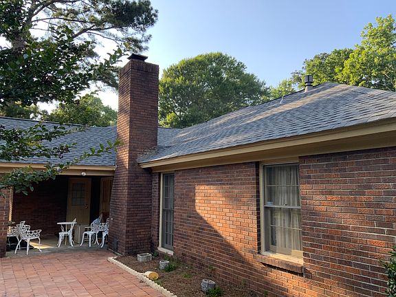 2nd image of 3948 Ray Dr #3948