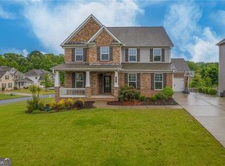 301 Cochin Dr, Woodstock, GA