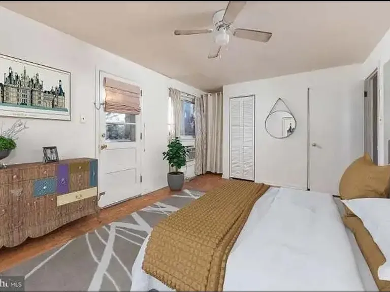409 Naomi St #1 — Photo 3