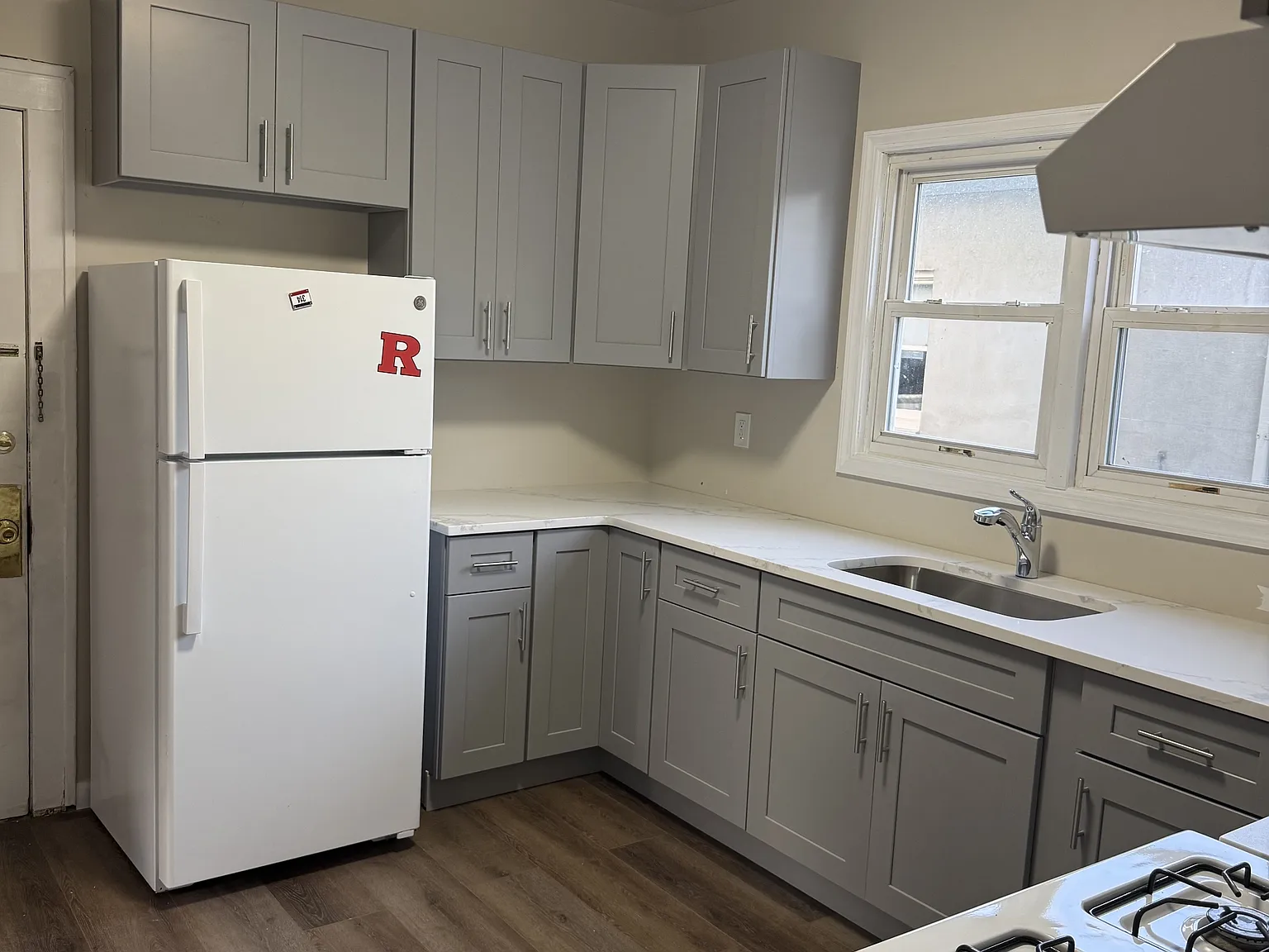 91 Guilden Street - 1 — Photo 2