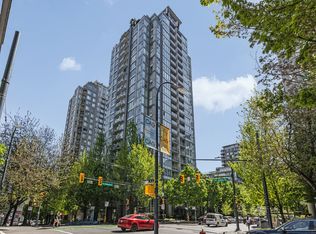 1010 Richards St #1604, Vancouver, BC V6B1G2