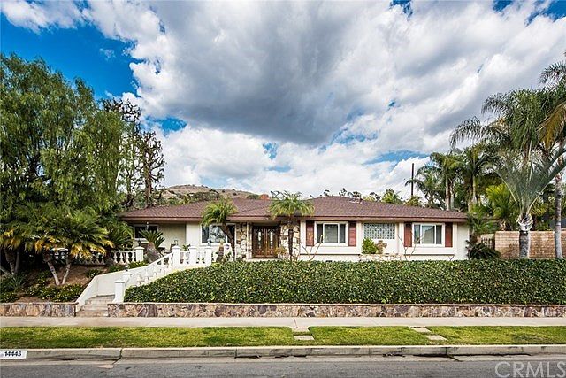 1st image of 14445 Linda Vista Dr
