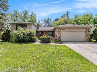 5797 Patterson Dr, Troy, MI
