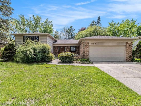 5797 Patterson Dr, Troy, MI 48085