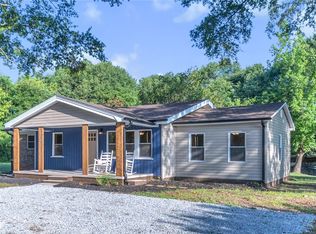154 Holliday Rd, Six Mile, SC 29682
