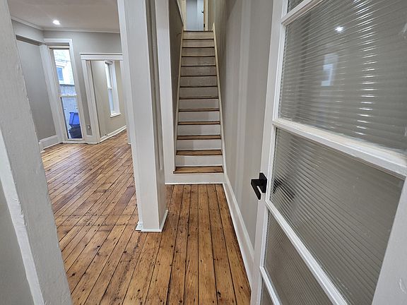 4th image of 161 Mifflin St