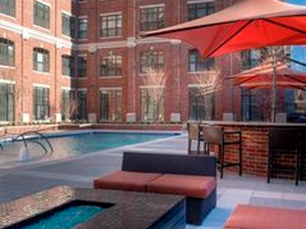10 W Archer St #1311