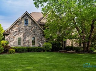 26422 W River Rd, Perrysburg, OH 43551